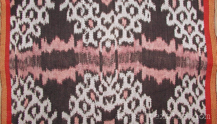 ティモール島イカットの中央部